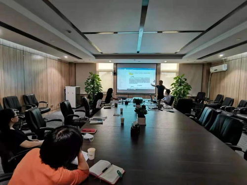 專家引領，服務創新——劉春華攜團隊赴白云機場開展服務營銷研討會